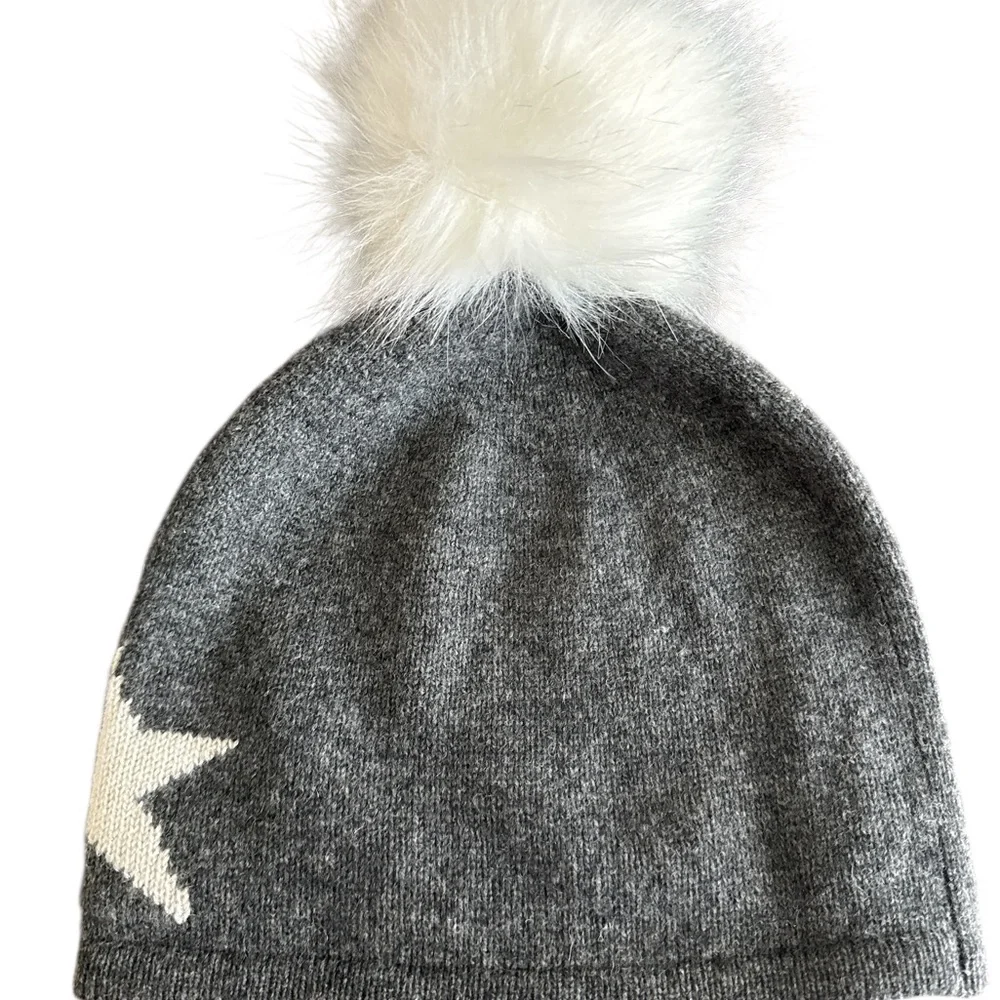 Hannah‎ Rose 100% Cashmere Beanie Graphite Off-White Star Fur Pom New No Tag